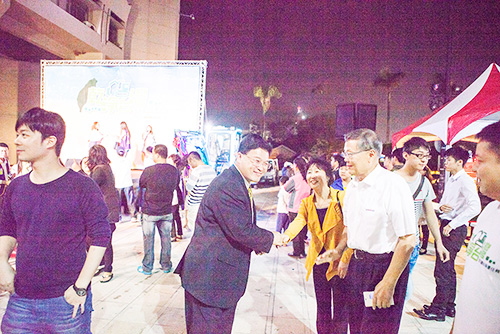 圖說怪手環(huán)臺凈灘活動(dòng)，智繪山河智能環(huán)保節(jié)能