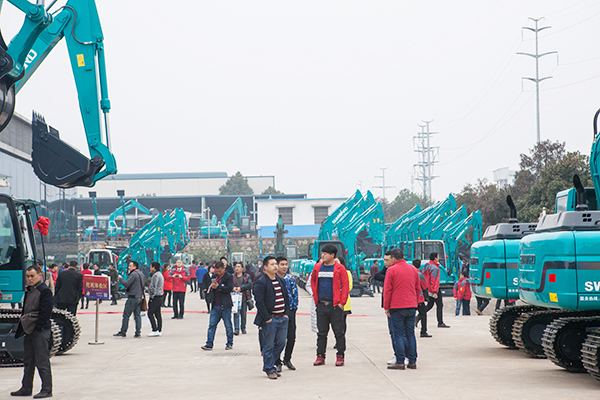 勢不可擋，山河智能挖掘機(jī)湖南市場訂貨會創(chuàng)新高