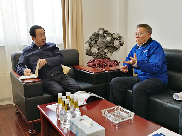 你們“一點三線”我記住了！達哲省長為山河智能鼓勁