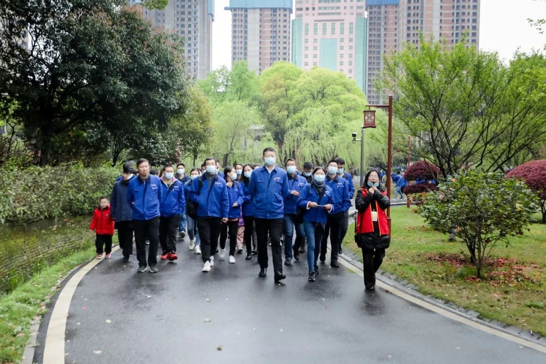 覓紅色歷史 踐初心使命——山河智能全體黨員赴長(zhǎng)沙黨史館開展主題黨日活動(dòng)