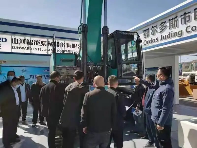 山河智能綠巨人閃亮登場鄂爾多斯國際煤博會(huì)