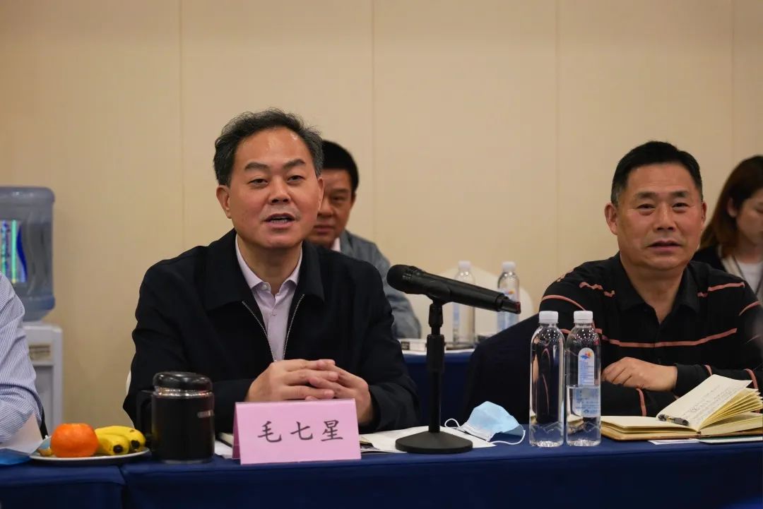 抱團出海，攜手共贏！何清華帶隊赴湖南異地商會聯(lián)合會拜訪交流