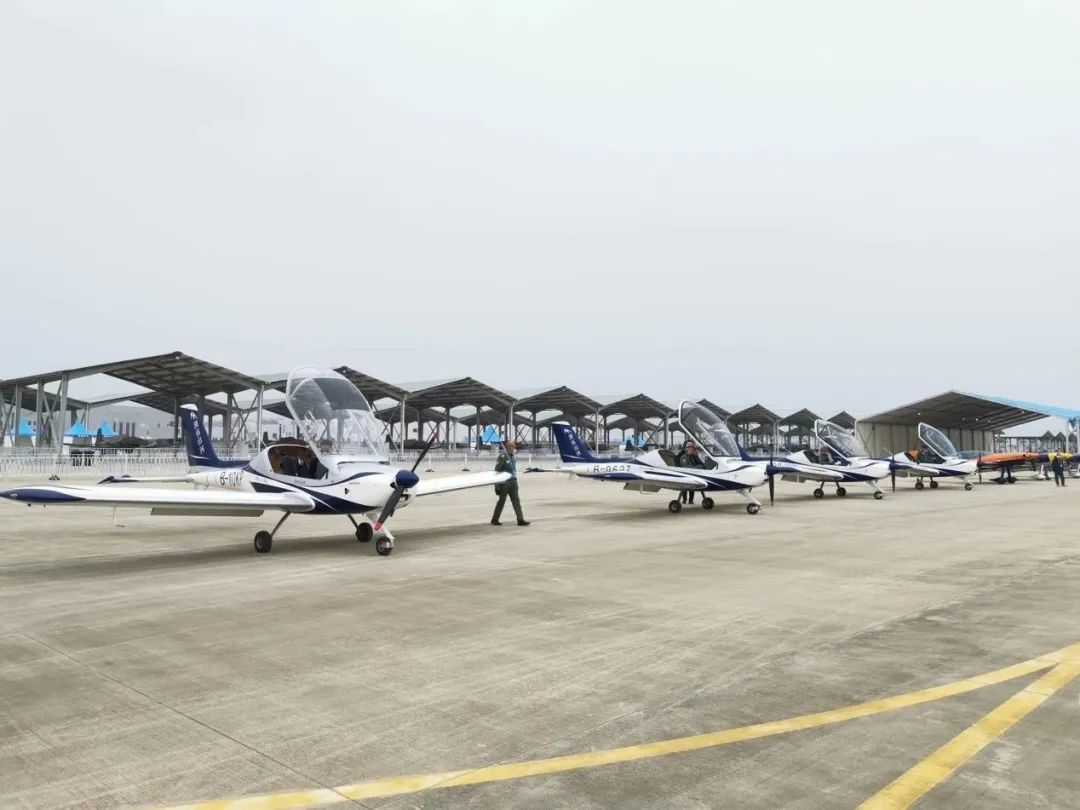 逆勢(shì)飛翔！山河航空攜手合作伙伴亮相2022南昌飛行大會(huì)