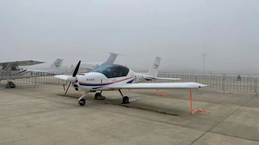 逆勢(shì)飛翔！山河航空攜手合作伙伴亮相2022南昌飛行大會(huì)