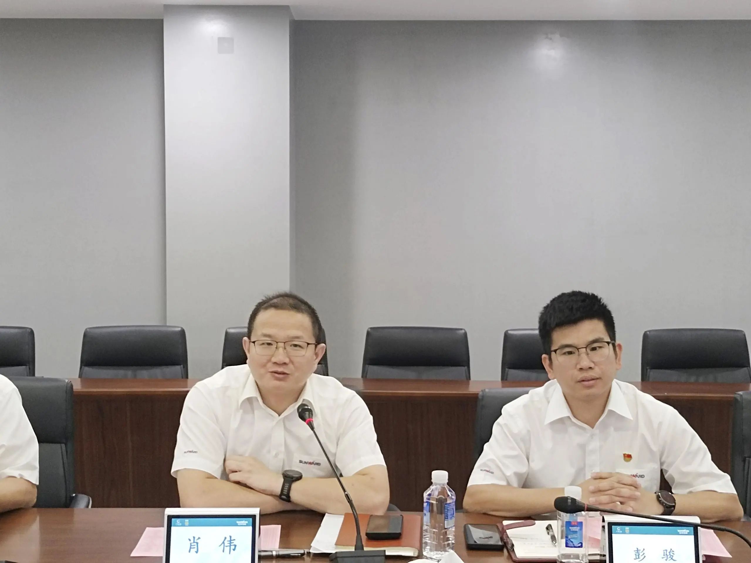 暢談心聲，共話未來！這場應(yīng)屆畢業(yè)生員工座談會，很暖，很貼心！